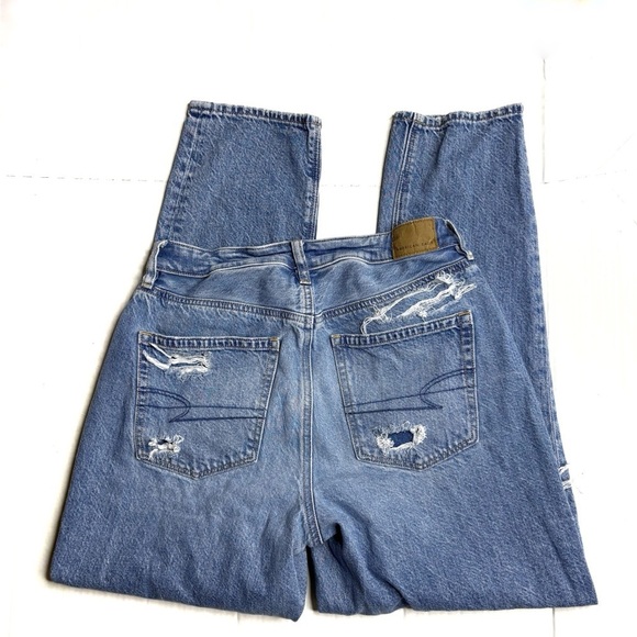 American Eagle Light Washed Distressed Holey Mom Jeans - Picture 4 of 4